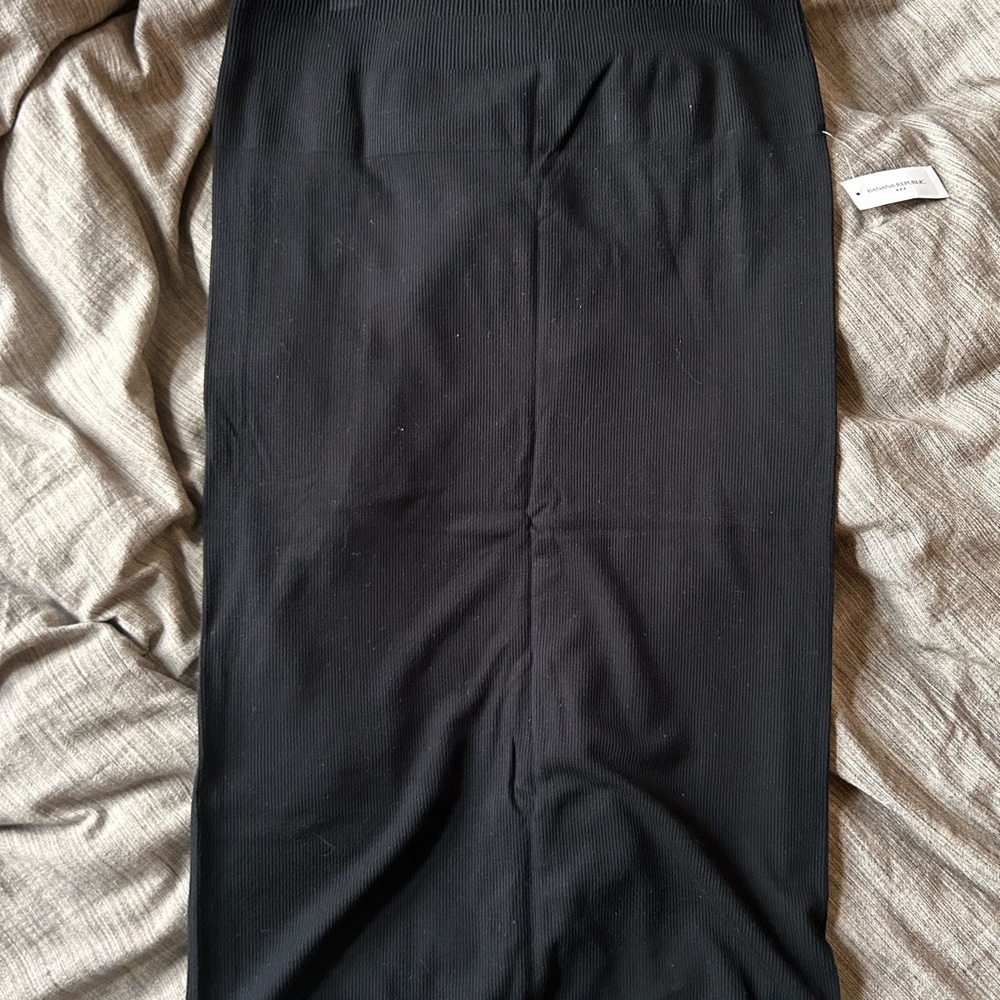 Black Ribbed Skirt